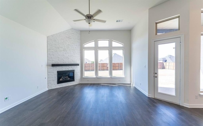 1855 Verona Lane, McLendon Chisholm, TX 75032, 4 Bedrooms Bedrooms, ,3 BathroomsBathrooms,Residential,For Sale,1855 Verona Lane,20641355