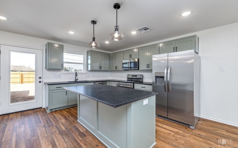 2616 Juanita Avenue, San Angelo, TX 76901, 3 Habitaciones Habitaciones , ,2 BañosBaños,Residential,En Venta,2616 Juanita Avenue,0,131704