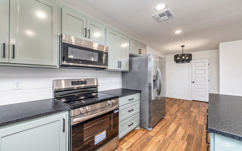 2616 Juanita Avenue, San Angelo, TX 76901, 3 Habitaciones Habitaciones , ,2 BañosBaños,Residential,En Venta,2616 Juanita Avenue,0,131704