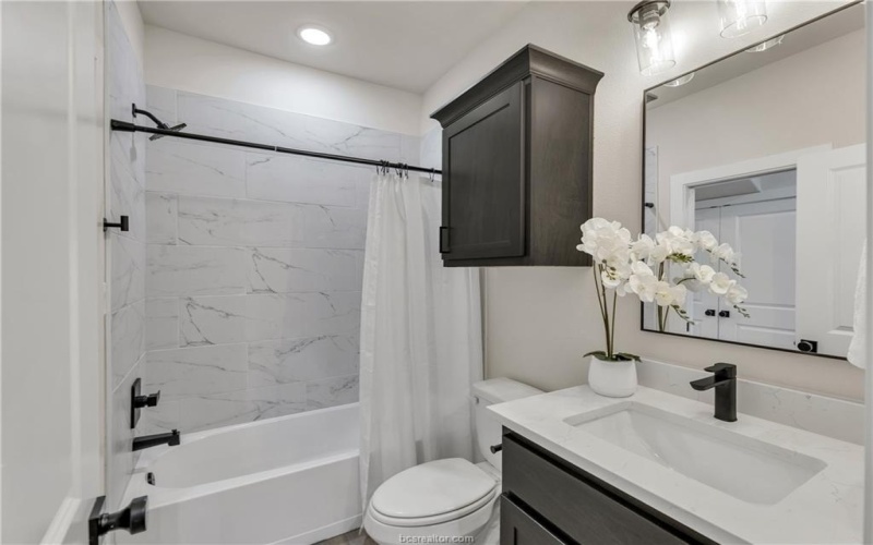 4039-4059 Gunner Trail, College Station, TX 77845, ,Residential Multi Family,For Sale,4039-4059 Gunner Trail,0,26002113