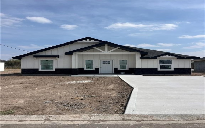 2409 Venice Road, Weslaco, TX 78596, 3 Bedrooms Bedrooms, ,2 BathroomsBathrooms,Residential,For Sale,2409 Venice Road,0,494443