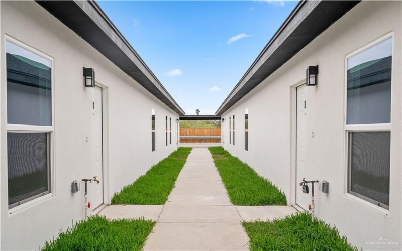 11502 N 24th Lane unit: 1 #1, McAllen, TX 78504, 2 Bedrooms Bedrooms, ,2 BathroomsBathrooms,Residential,For Sale,11502 N 24th Lane unit: 1,0,496237