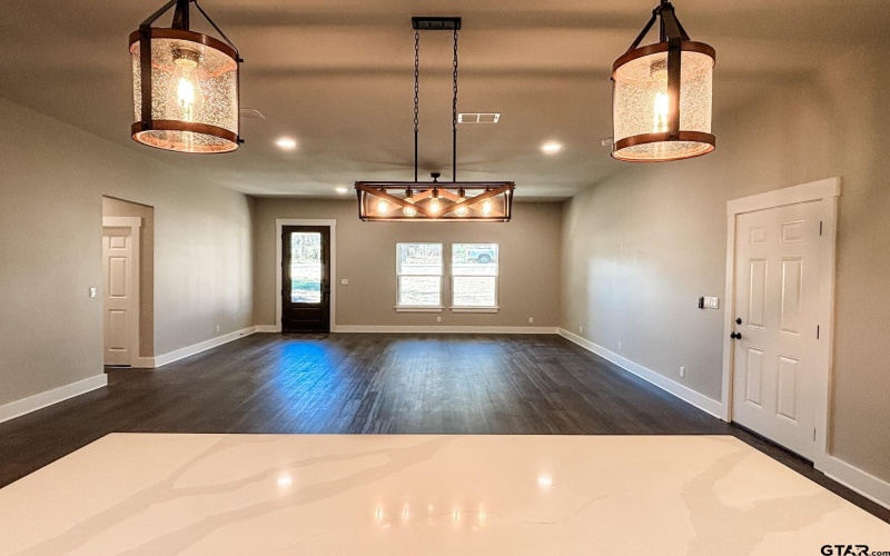 329 CR 2317, Mineola, TX 75773, 4 Habitaciones Habitaciones , ,2 BañosBaños,Residential,En Venta,329 CR 2317,0,26002428