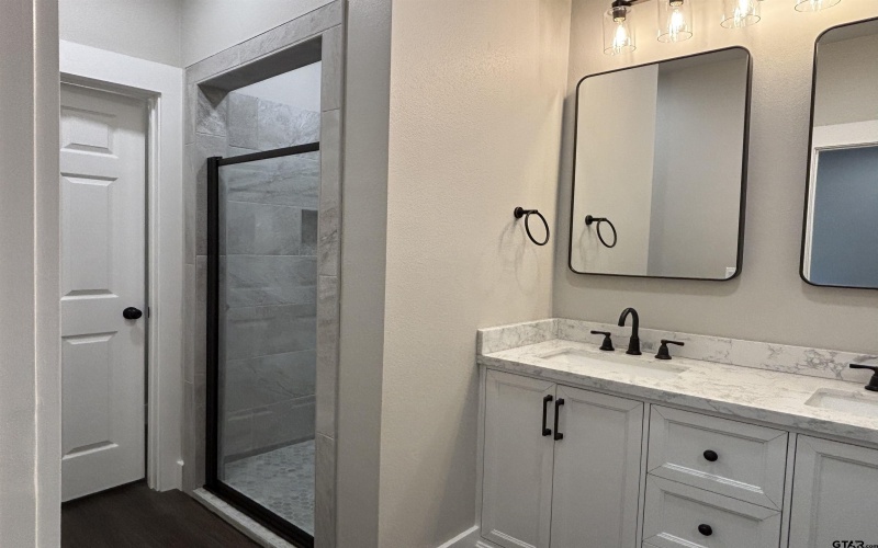 329 CR 2317, Mineola, TX 75773, 4 Habitaciones Habitaciones , ,2 BañosBaños,Residential,En Venta,329 CR 2317,0,26002428