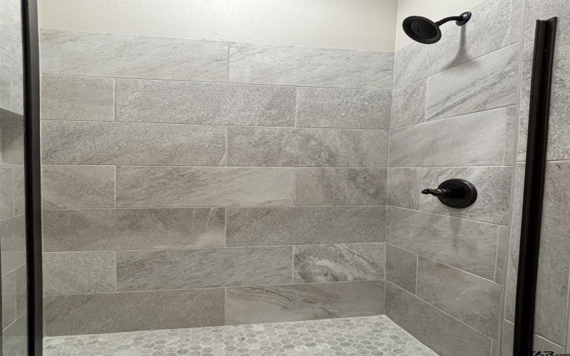 329 CR 2317, Mineola, TX 75773, 4 Habitaciones Habitaciones , ,2 BañosBaños,Residential,En Venta,329 CR 2317,0,26002428