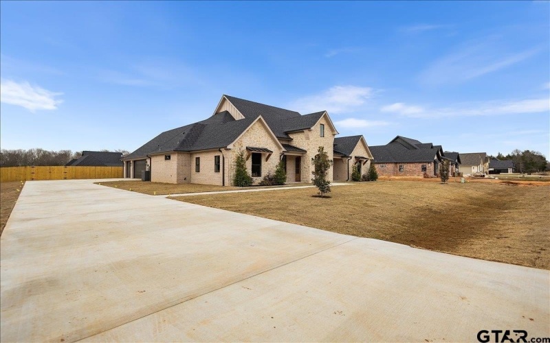 12381 Madison Xing, Bullard, TX 75757, 4 Bedrooms Bedrooms, ,2 BathroomsBathrooms,Residential,For Sale,12381 Madison Xing,0,26002431