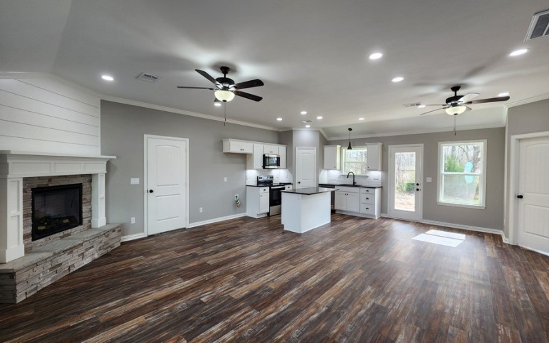 19831 ST HWY 155, Frankston, TX 75763, 3 Bedrooms Bedrooms, ,2 BathroomsBathrooms,Residential,For Sale,19831 ST HWY 155,0,112376