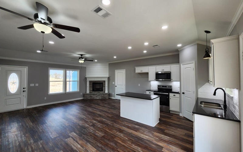 19831 ST HWY 155, Frankston, TX 75763, 3 Bedrooms Bedrooms, ,2 BathroomsBathrooms,Residential,For Sale,19831 ST HWY 155,0,112376