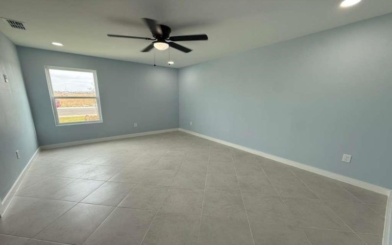 5012 Rio Seco St., Laredo, TX 78046, 3 Bedrooms Bedrooms, ,2 BathroomsBathrooms,Residential,For Sale,5012 Rio Seco St.,0,20260883