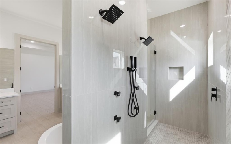 5832 Grey Wolf Court, Fort Worth, TX 76140, 4 Bedrooms Bedrooms, ,5 BathroomsBathrooms,Residential,For Sale,5832 Grey Wolf Court,0,21184049