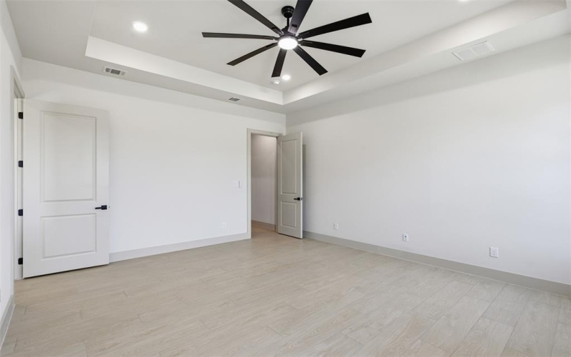 5832 Grey Wolf Court, Fort Worth, TX 76140, 4 Bedrooms Bedrooms, ,5 BathroomsBathrooms,Residential,For Sale,5832 Grey Wolf Court,0,21184049