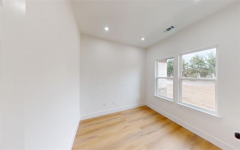 692 County Road 4109, Greenville, TX 75401, 4 Bedrooms Bedrooms, ,2 BathroomsBathrooms,Residential,For Sale,692 County Road 4109,0,21184254