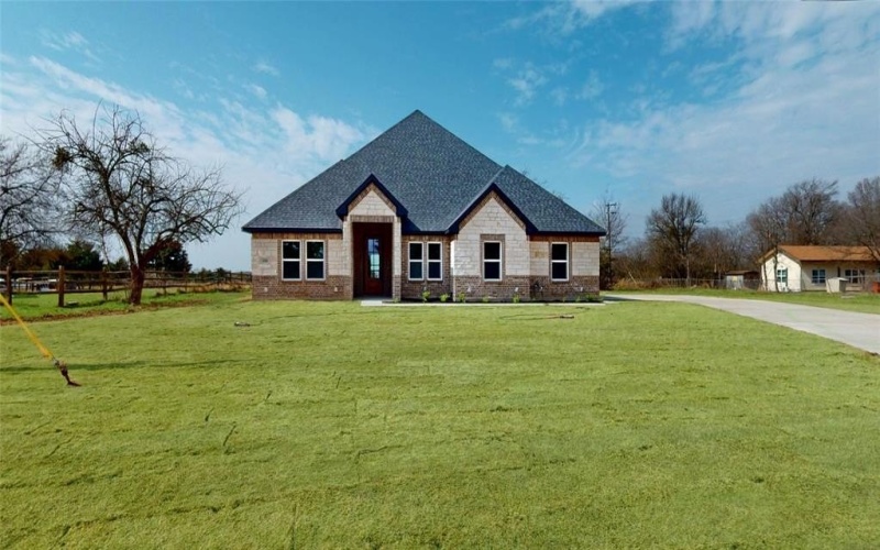 692 County Road 4109, Greenville, TX 75401, 4 Bedrooms Bedrooms, ,2 BathroomsBathrooms,Residential,For Sale,692 County Road 4109,0,21184254