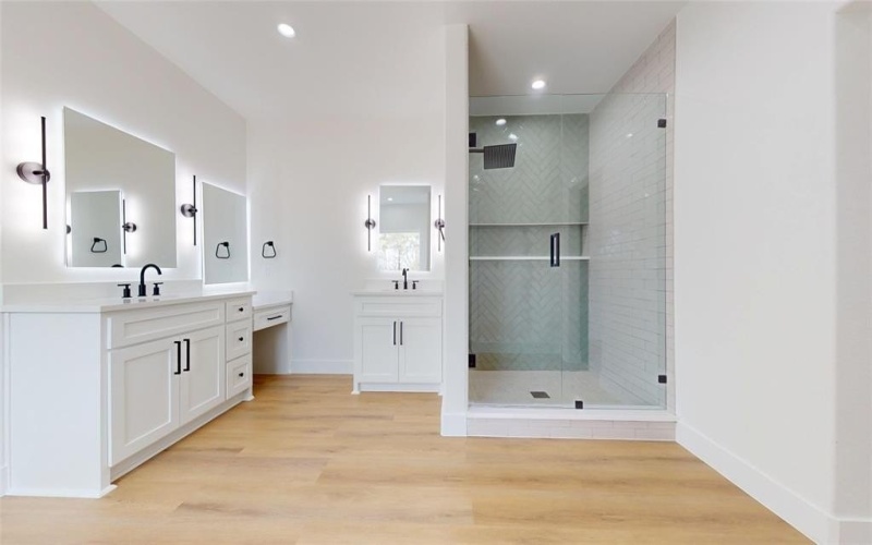 692 County Road 4109, Greenville, TX 75401, 4 Bedrooms Bedrooms, ,2 BathroomsBathrooms,Residential,For Sale,692 County Road 4109,0,21184254