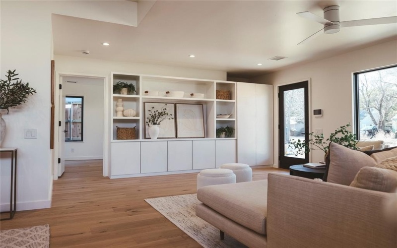 9028 Santa Clara Drive, Dallas, TX 75218, 4 Habitaciones Habitaciones , ,3 BañosBaños,Residential,En Venta,9028 Santa Clara Drive,0,21170254