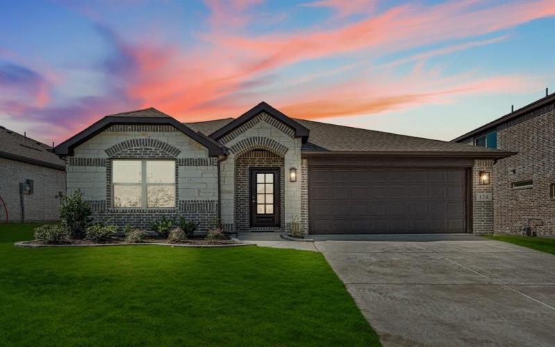 124 Wild Oak Glen, Lavon, TX 75166, 3 Bedrooms Bedrooms, ,2 BathroomsBathrooms,Residential,For Sale,124 Wild Oak Glen,20642367