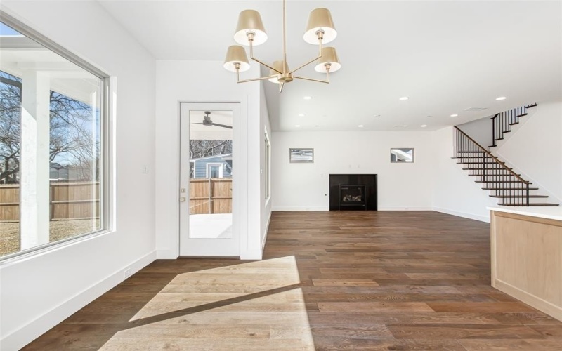 1107 Mount Auburn Avenue, Dallas, TX 75223, 4 Bedrooms Bedrooms, ,5 BathroomsBathrooms,Residential,For Sale,1107 Mount Auburn Avenue,0,21175318