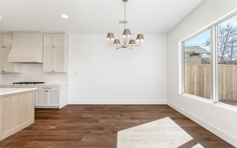 1107 Mount Auburn Avenue, Dallas, TX 75223, 4 Bedrooms Bedrooms, ,5 BathroomsBathrooms,Residential,For Sale,1107 Mount Auburn Avenue,0,21175318