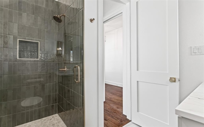 1107 Mount Auburn Avenue, Dallas, TX 75223, 4 Bedrooms Bedrooms, ,5 BathroomsBathrooms,Residential,For Sale,1107 Mount Auburn Avenue,0,21175318