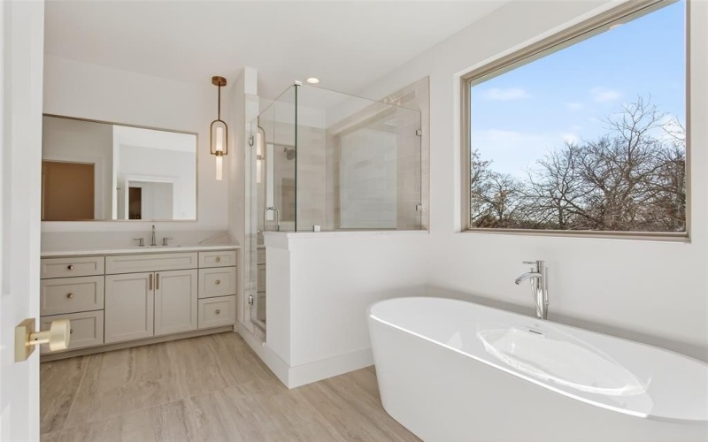 1107 Mount Auburn Avenue, Dallas, TX 75223, 4 Bedrooms Bedrooms, ,5 BathroomsBathrooms,Residential,For Sale,1107 Mount Auburn Avenue,0,21175318