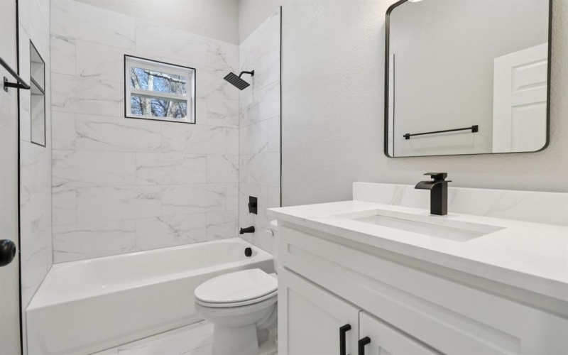 4180 Interurban Road, Lancaster, TX 75134, 4 Habitaciones Habitaciones , ,2 BañosBaños,Residential,En Venta,4180 Interurban Road,0,21178766