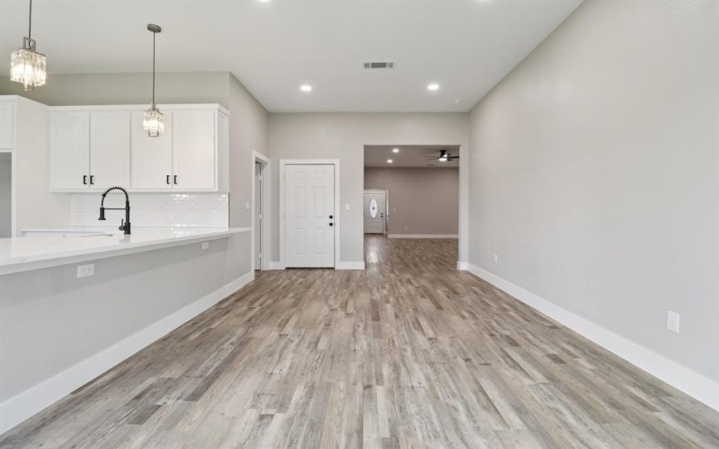 4180 Interurban Road, Lancaster, TX 75134, 4 Habitaciones Habitaciones , ,2 BañosBaños,Residential,En Venta,4180 Interurban Road,0,21178766