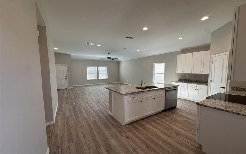 4704 Delano Street, Greenville, TX 75401, 3 Habitaciones Habitaciones , ,2 BañosBaños,Residential,En Venta,4704 Delano Street,0,21179238