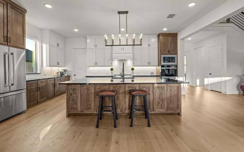 2839 Iris Drive, Trophy Club, TX 76262, 5 Bedrooms Bedrooms, ,6 BathroomsBathrooms,Residential,For Sale,2839 Iris Drive,0,21181123