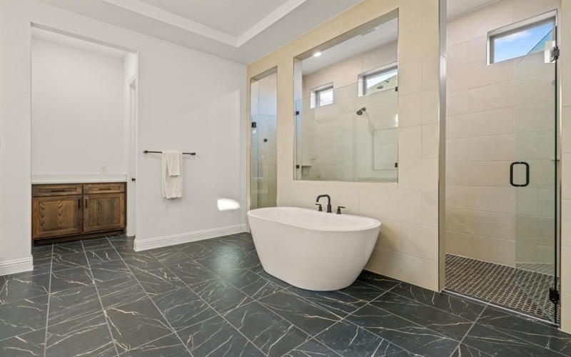 2839 Iris Drive, Trophy Club, TX 76262, 5 Bedrooms Bedrooms, ,6 BathroomsBathrooms,Residential,For Sale,2839 Iris Drive,0,21181123