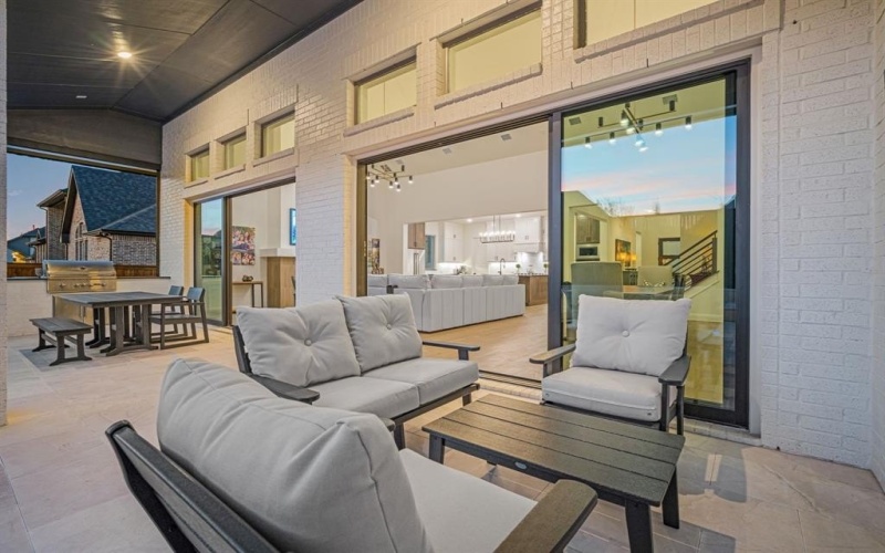 2839 Iris Drive, Trophy Club, TX 76262, 5 Bedrooms Bedrooms, ,6 BathroomsBathrooms,Residential,For Sale,2839 Iris Drive,0,21181123