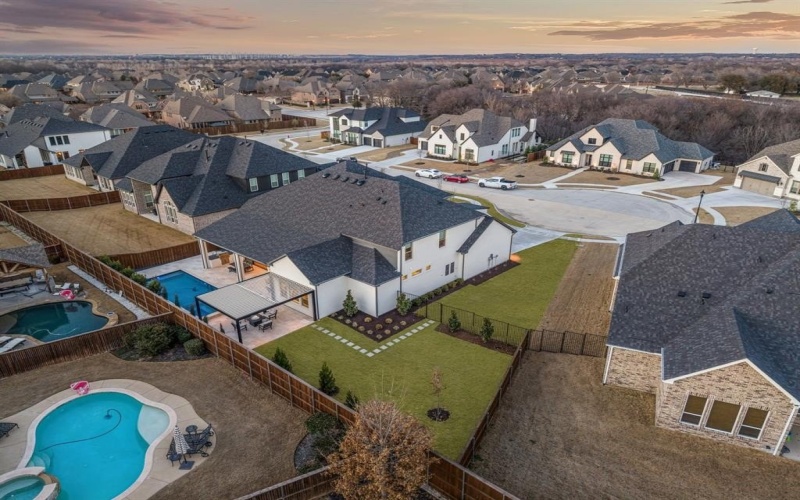 2839 Iris Drive, Trophy Club, TX 76262, 5 Bedrooms Bedrooms, ,6 BathroomsBathrooms,Residential,For Sale,2839 Iris Drive,0,21181123