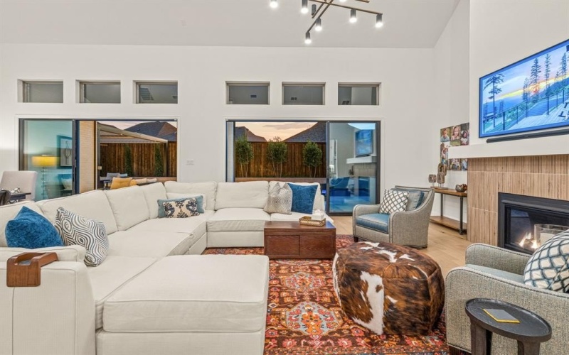 2839 Iris Drive, Trophy Club, TX 76262, 5 Bedrooms Bedrooms, ,6 BathroomsBathrooms,Residential,For Sale,2839 Iris Drive,0,21181123