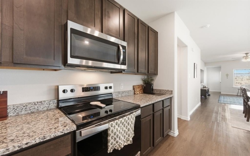 928 Propeller Parkway, Fort Worth, TX 76131, 3 Habitaciones Habitaciones , ,2 BañosBaños,Residential,En Venta,928 Propeller Parkway,0,21182043