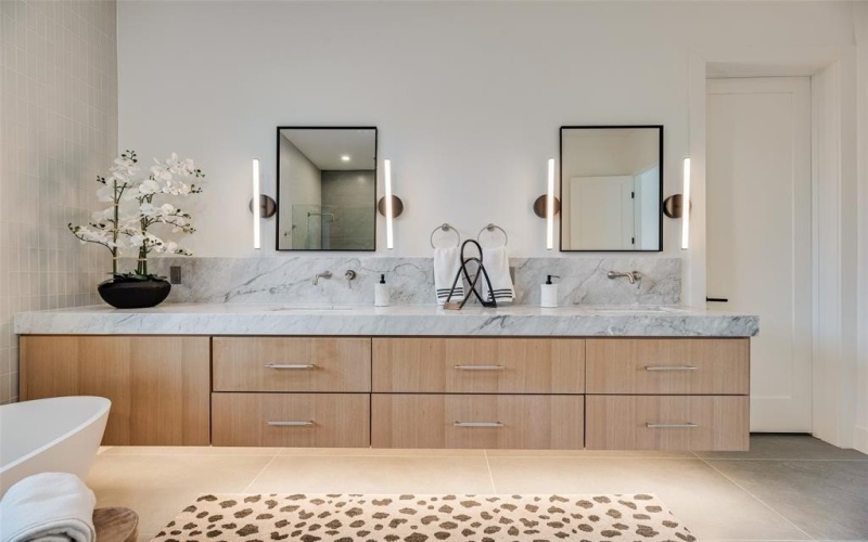 2010 Euclid Avenue, Dallas, TX 75206, 4 Habitaciones Habitaciones , ,5 BañosBaños,Residential,En Venta,2010 Euclid Avenue,0,21182053