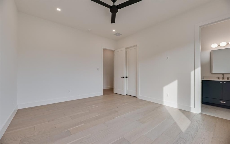 2010 Euclid Avenue, Dallas, TX 75206, 4 Habitaciones Habitaciones , ,5 BañosBaños,Residential,En Venta,2010 Euclid Avenue,0,21182053