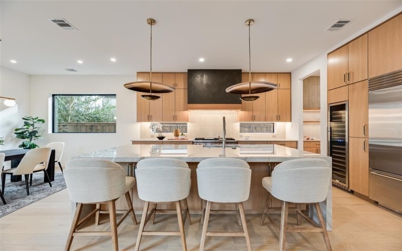 2010 Euclid Avenue, Dallas, TX 75206, 4 Habitaciones Habitaciones , ,5 BañosBaños,Residential,En Venta,2010 Euclid Avenue,0,21182053