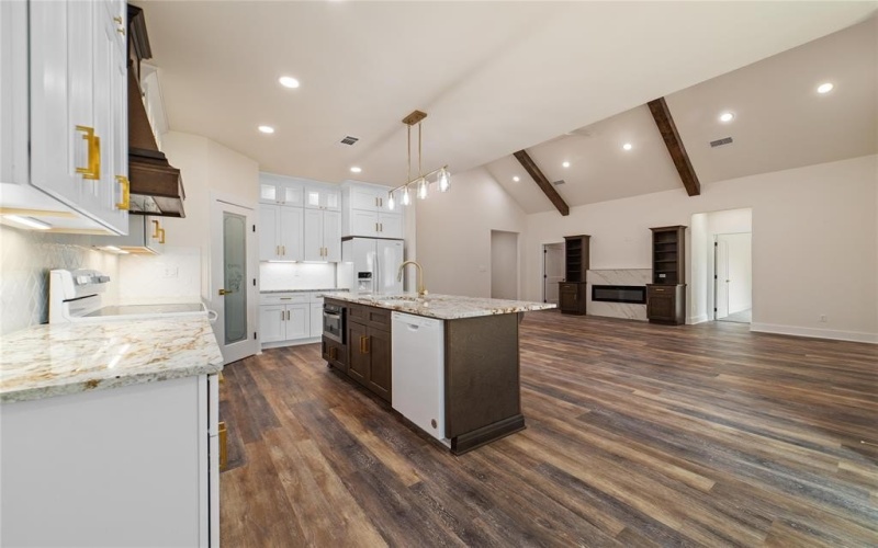 7528 Downhaul Way, Brownwood, TX 76801, 4 Bedrooms Bedrooms, ,2 BathroomsBathrooms,Residential,For Sale,7528 Downhaul Way,20643116
