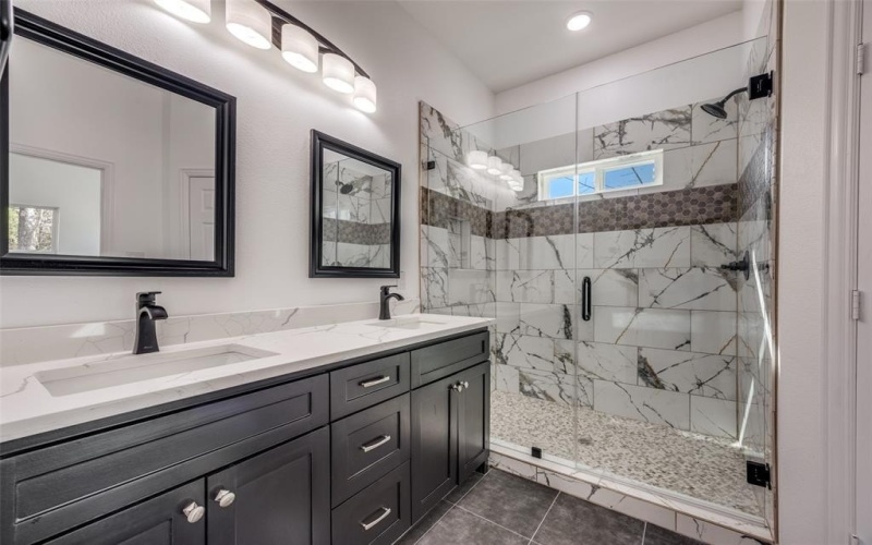 1208 Rosemary Street, Greenville, TX 75401, 3 Bedrooms Bedrooms, ,2 BathroomsBathrooms,Residential,For Sale,1208 Rosemary Street,0,21184567