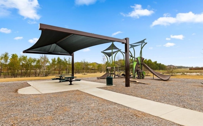 675 Cherry Bark Trail, Waxahachie, TX 75165, 4 Habitaciones Habitaciones , ,3 BañosBaños,Residential,En Venta,675 Cherry Bark Trail,0,21184582