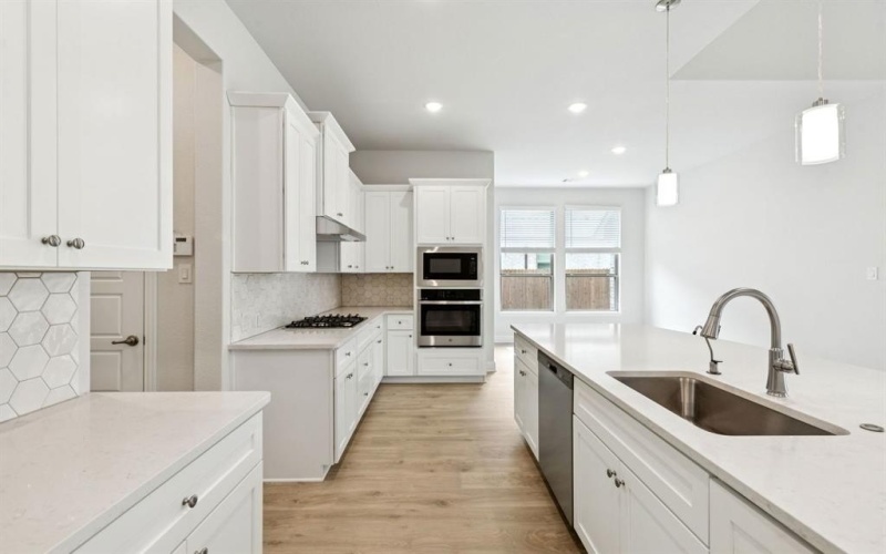 604 Majestic Oak Lane, Waxahachie, TX 75165, 4 Bedrooms Bedrooms, ,3 BathroomsBathrooms,Residential,For Sale,604 Majestic Oak Lane,0,21184602