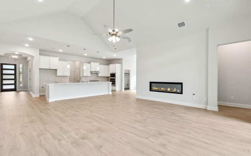 604 Majestic Oak Lane, Waxahachie, TX 75165, 4 Bedrooms Bedrooms, ,3 BathroomsBathrooms,Residential,For Sale,604 Majestic Oak Lane,0,21184602