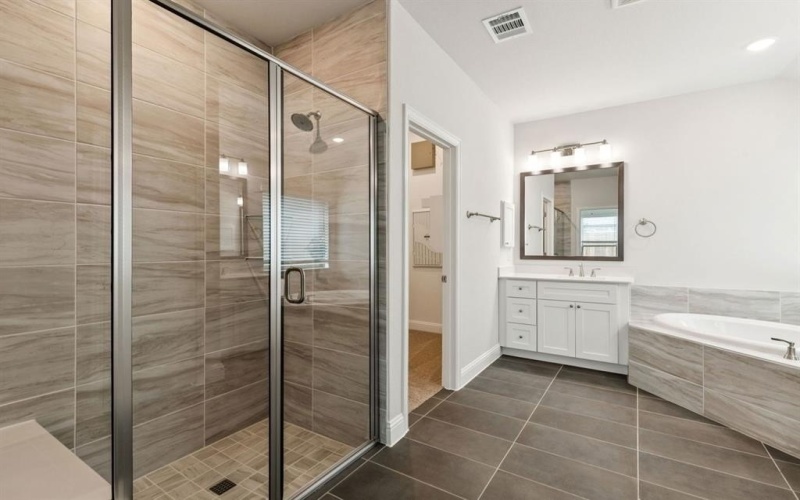 604 Majestic Oak Lane, Waxahachie, TX 75165, 4 Bedrooms Bedrooms, ,3 BathroomsBathrooms,Residential,For Sale,604 Majestic Oak Lane,0,21184602