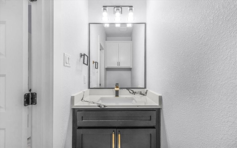 2419 Lincoln Avenue, Fort Worth, TX 76164, 4 Habitaciones Habitaciones , ,2 BañosBaños,Residential,En Venta,2419 Lincoln Avenue,0,21184632