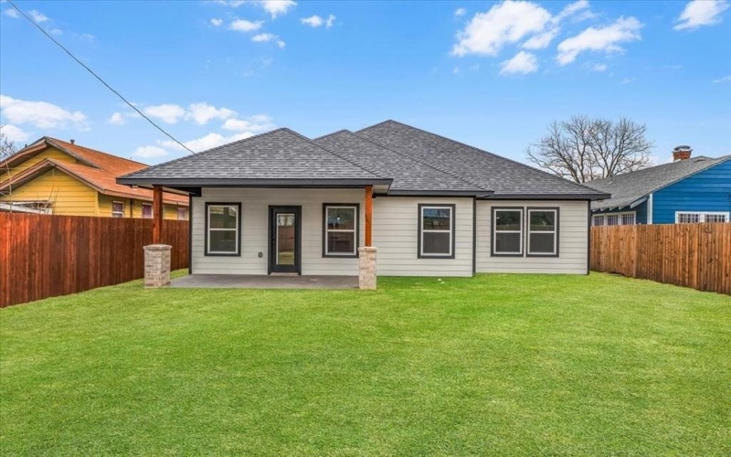 2419 Lincoln Avenue, Fort Worth, TX 76164, 4 Habitaciones Habitaciones , ,2 BañosBaños,Residential,En Venta,2419 Lincoln Avenue,0,21184632