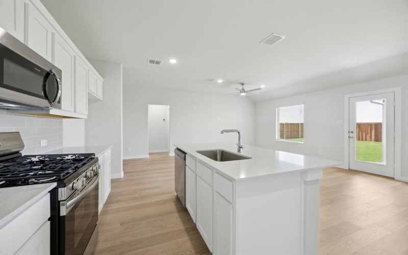 15033 Santoscoy Street, Fort Worth, TX 76052, 3 Habitaciones Habitaciones , ,2 BañosBaños,Residential,En Venta,15033 Santoscoy Street,0,21184879