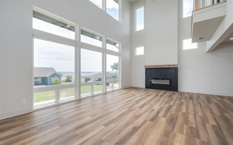 614 Twin Hills Road, Lake Bridgeport, TX 76426, 3 Bedrooms Bedrooms, ,3 BathroomsBathrooms,Residential,For Sale,614 Twin Hills Road,0,21184928