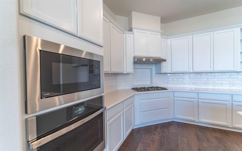 1907 Rondinella Drive, McLendon Chisholm, TX 75032, 4 Bedrooms Bedrooms, ,3 BathroomsBathrooms,Residential,For Sale,1907 Rondinella Drive,20643522