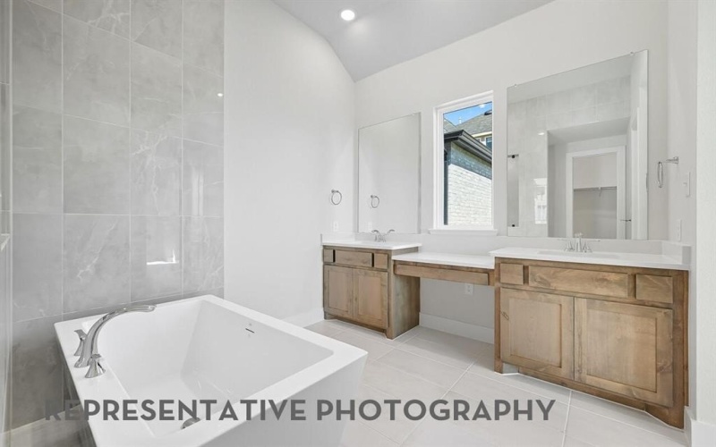 2814 Cedar Ridge, Sherman, TX 75092, 4 Bedrooms Bedrooms, ,3 BathroomsBathrooms,Residential,For Sale,2814 Cedar Ridge,0,21185070