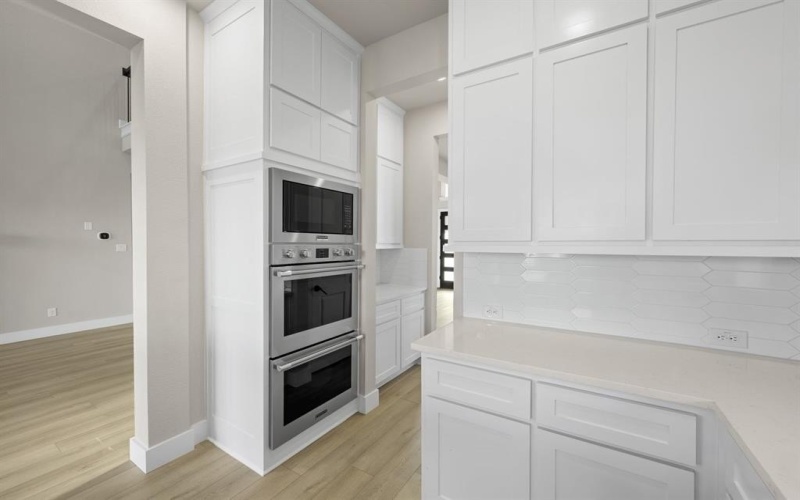 2101 Phoebe Drive, Mansfield, TX 76063, 4 Bedrooms Bedrooms, ,3 BathroomsBathrooms,Residential,For Sale,2101 Phoebe Drive,0,21185185