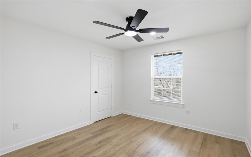 1925 S 20th Street, Waco, TX 76706, 2 Bedrooms Bedrooms, ,1 BathroomBathrooms,Residential,For Sale,1925 S 20th Street,0,21185244